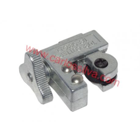 CORTA TUBO 1/8" A 5/8".